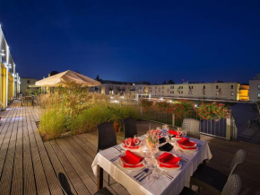 Отель EA Hotel Tereziánský dvůr  Градец-Кралове